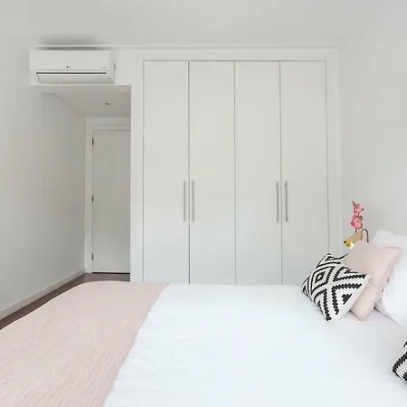 Metro Appartement *